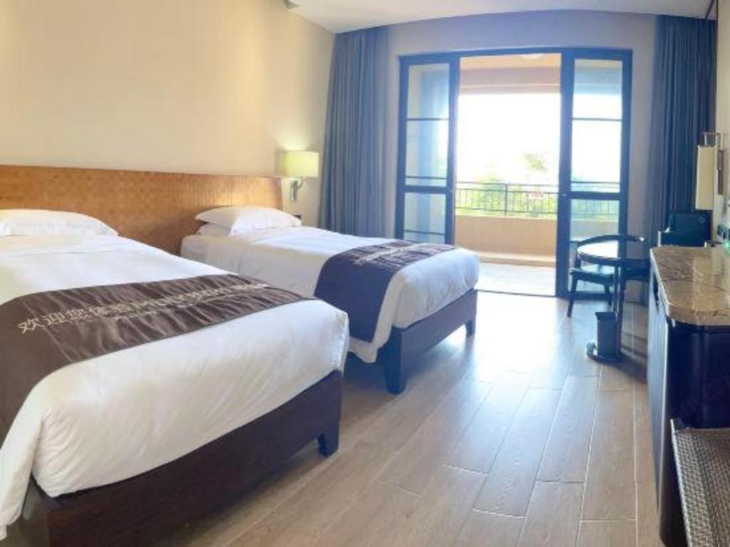 Hainan Yatai Hot Spring Hotel Haikou  Exterior photo