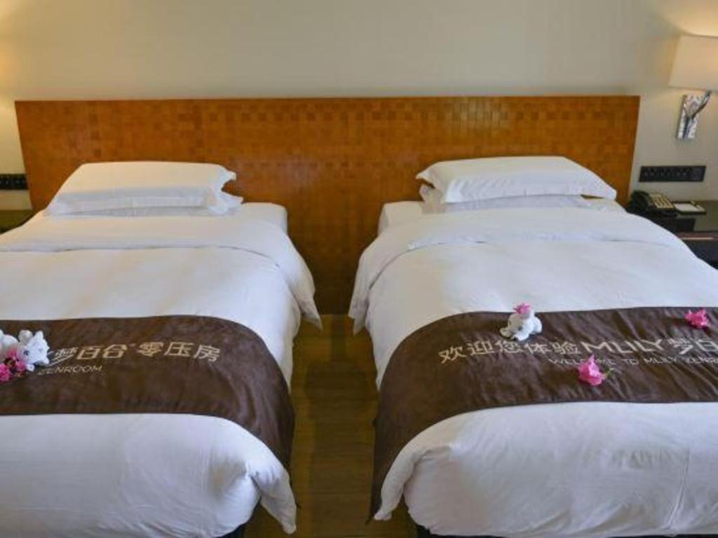 Hainan Yatai Hot Spring Hotel Haikou  Exterior photo
