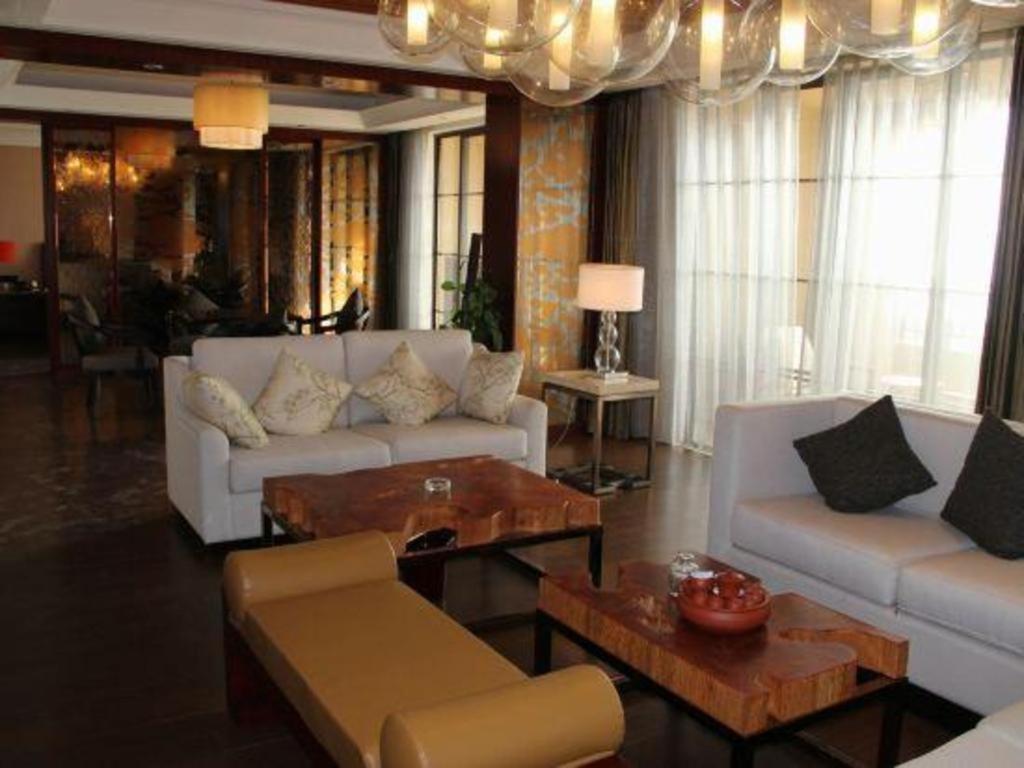 Hainan Yatai Hot Spring Hotel Haikou  Exterior photo